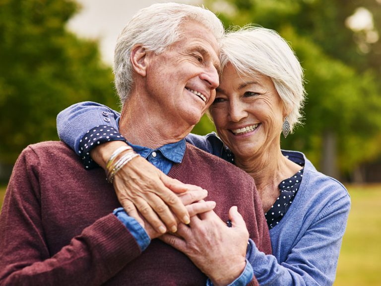 Love in Maturity: Dating Apps for Older People