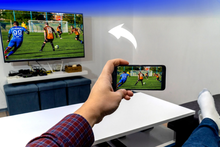 Free App to Turn Your Cell Phone into a Projector